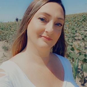 Meet your Posher, Laulena